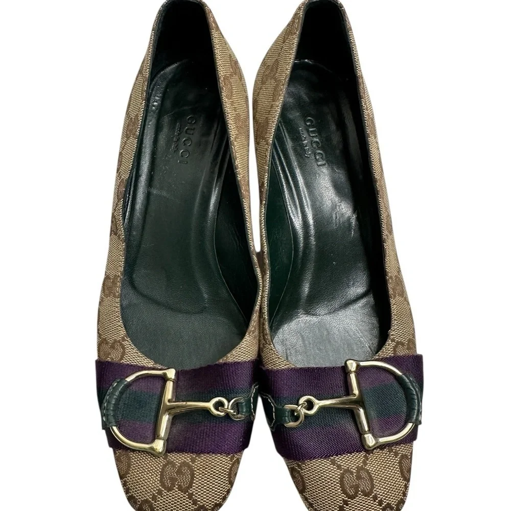 Gucci Women's Tan and Purple Loafers size 7B